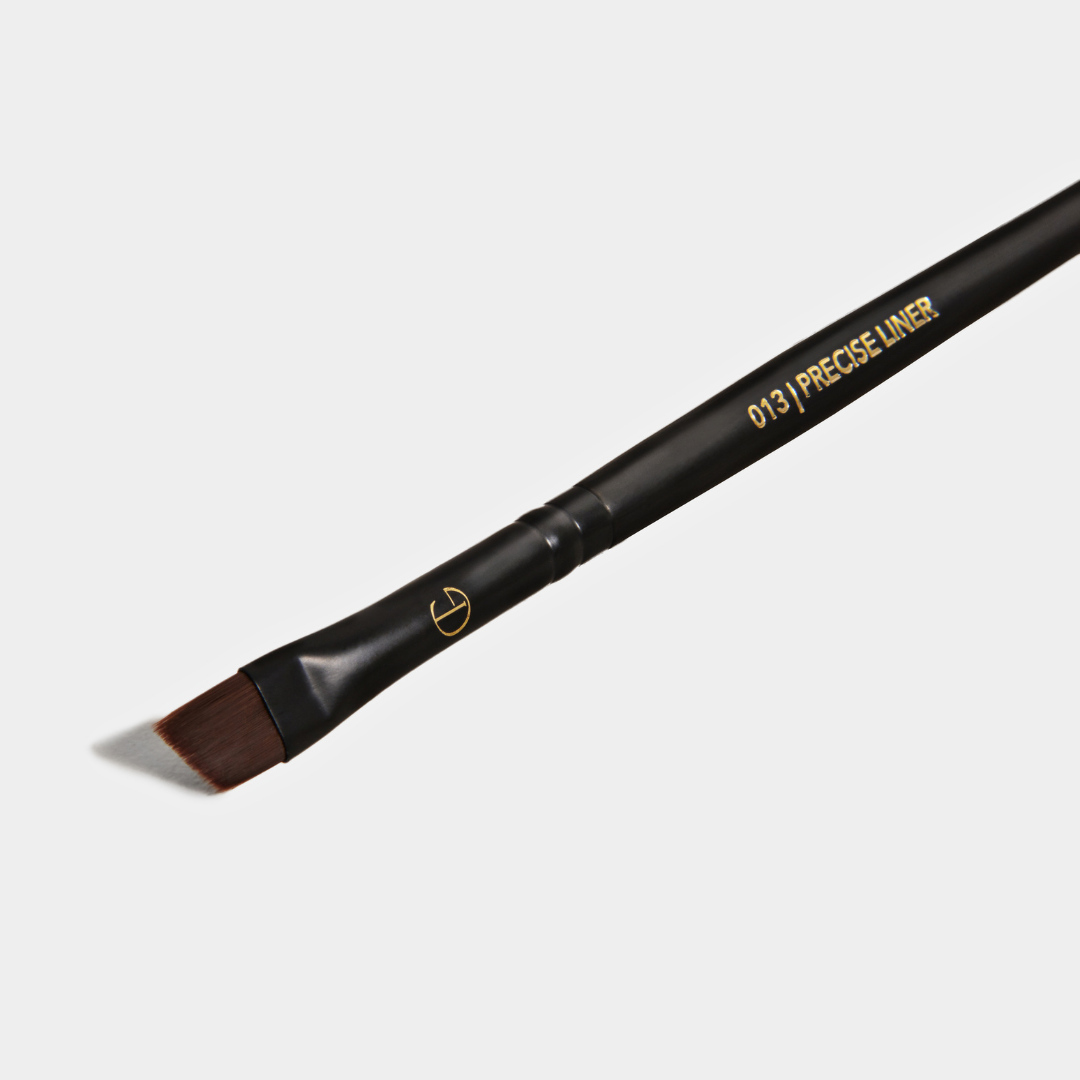 Pro 013 - Precise Liner Brush